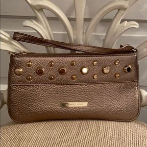 MICHAEL KORS Gold Wristlet